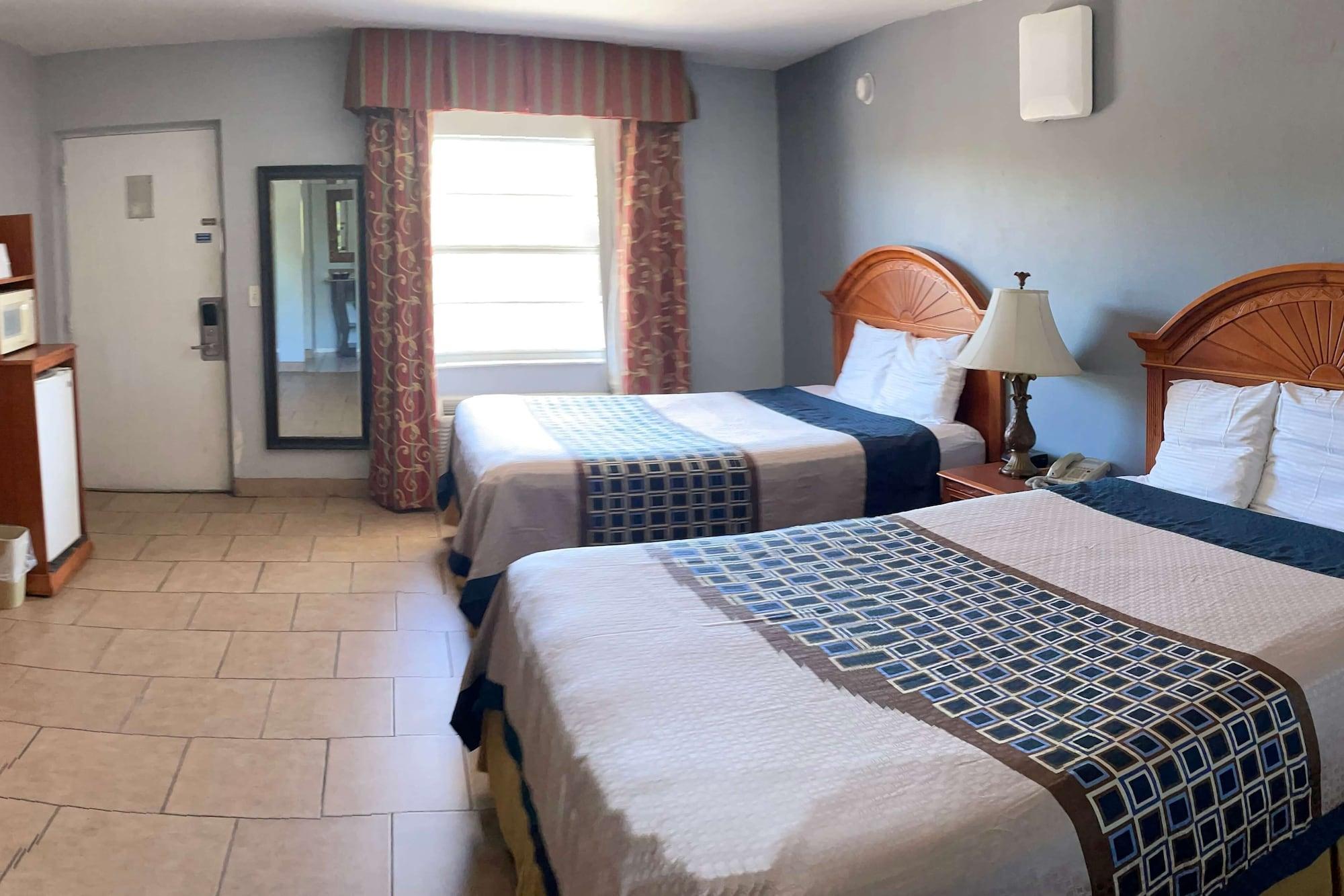 Travelodge By Wyndham Venice Venice Gardens Kültér fotó