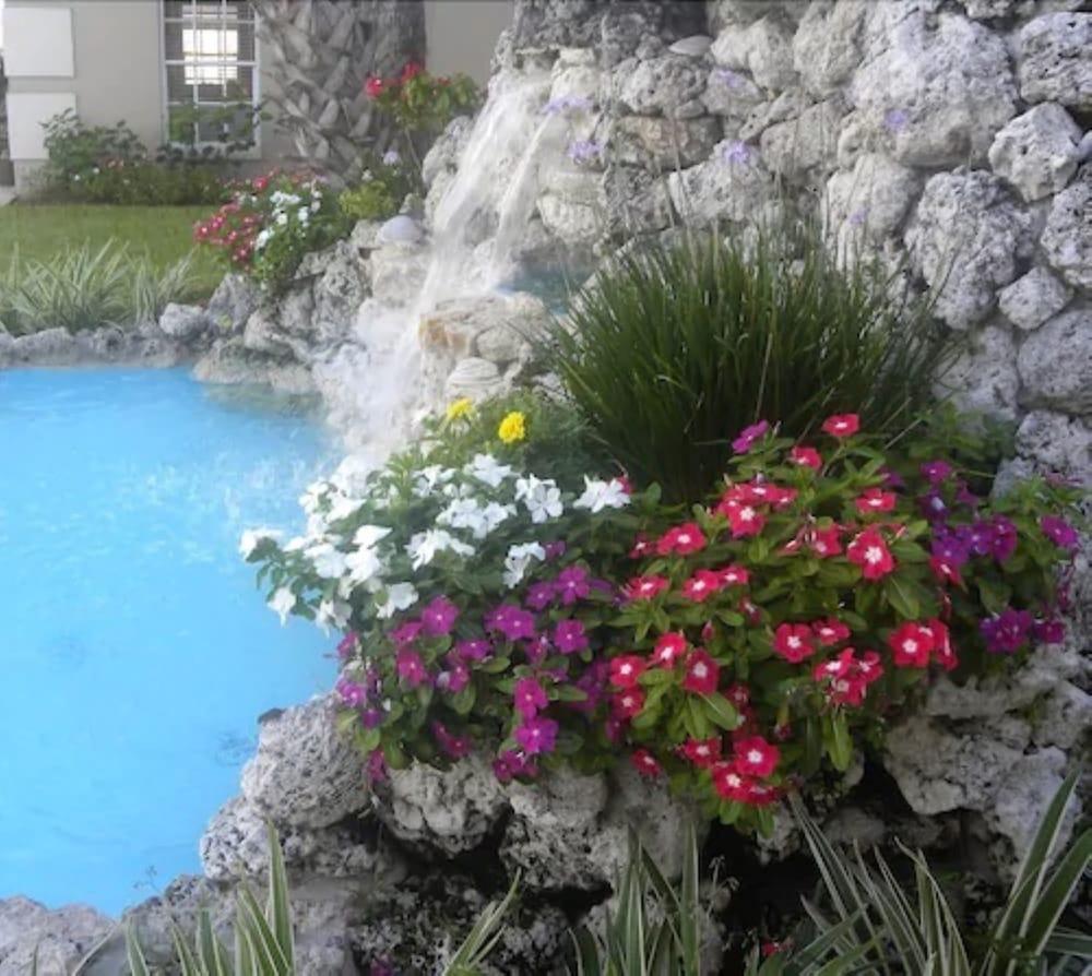 Travelodge By Wyndham Venice Venice Gardens Kültér fotó